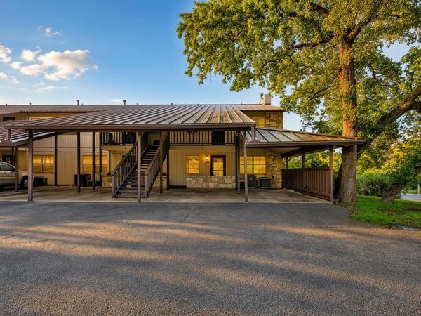 1202 Hi Stirrup, Unit 401, Horseshoe Bay, TX 78657