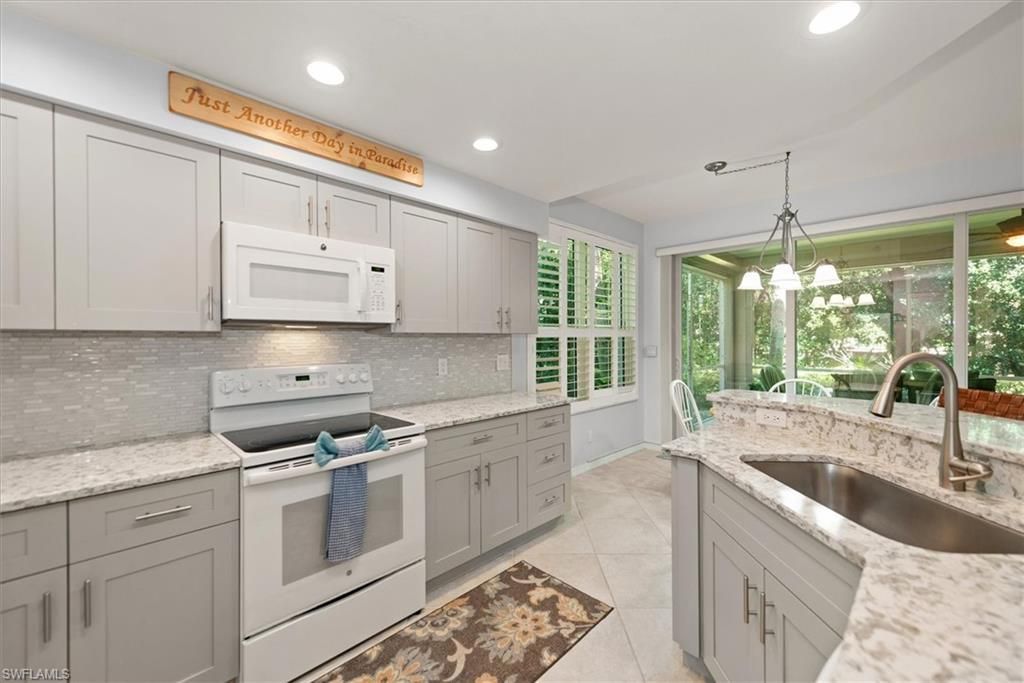 25204 Pelican Creek Cir , Unit 101, Bonita Springs, FL 34134 Photo