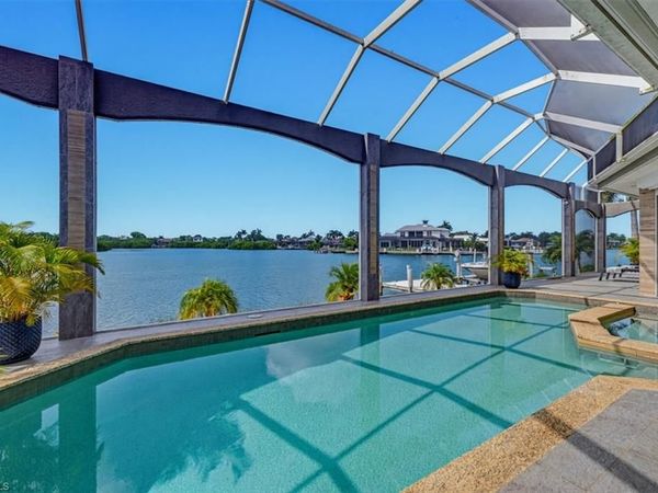 124 Stillwater CT , MARCO ISLAND, FL 34145