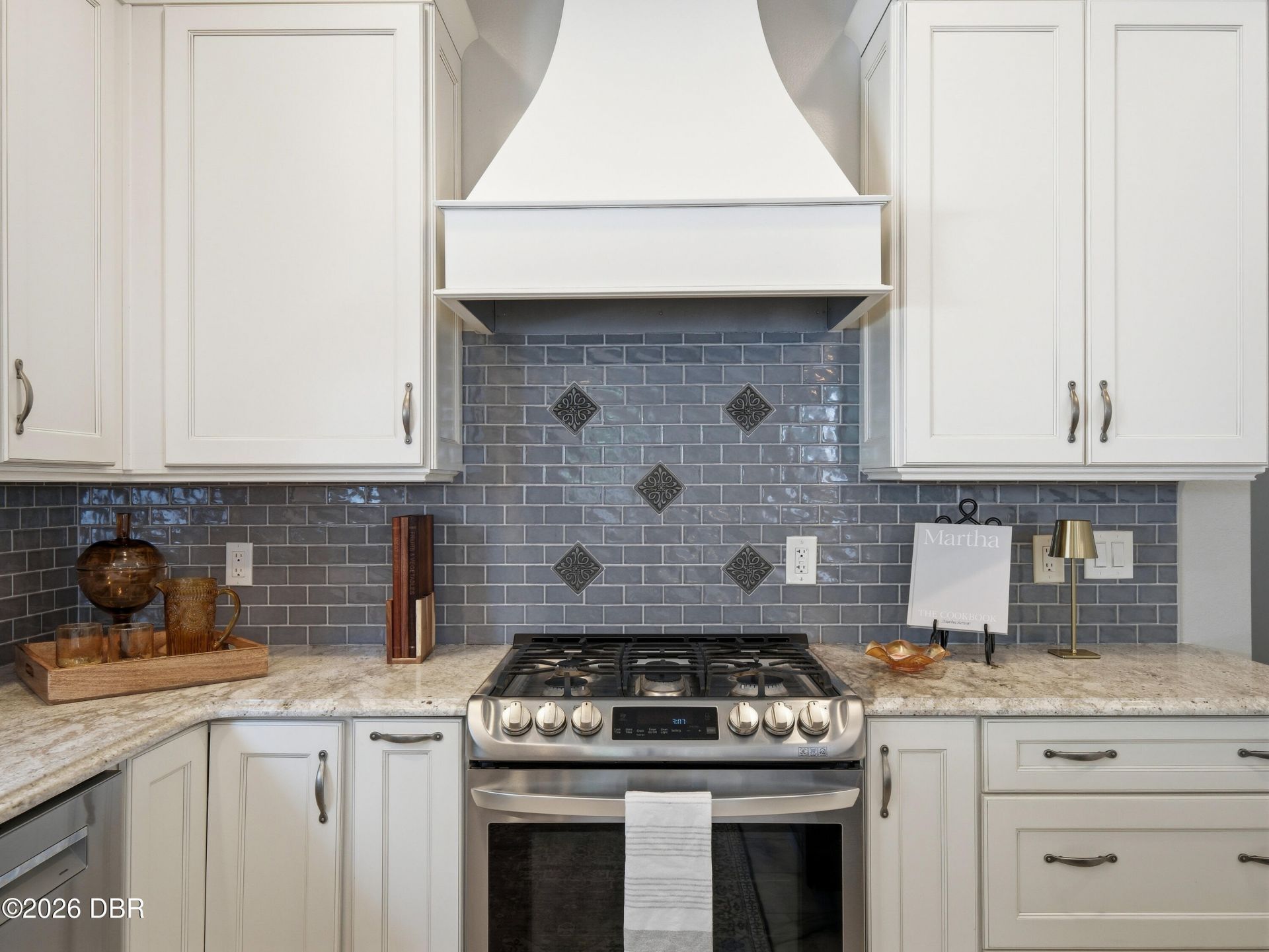 636 N Riverside Drive, New Smyrna Beach, FL 32168 Photo