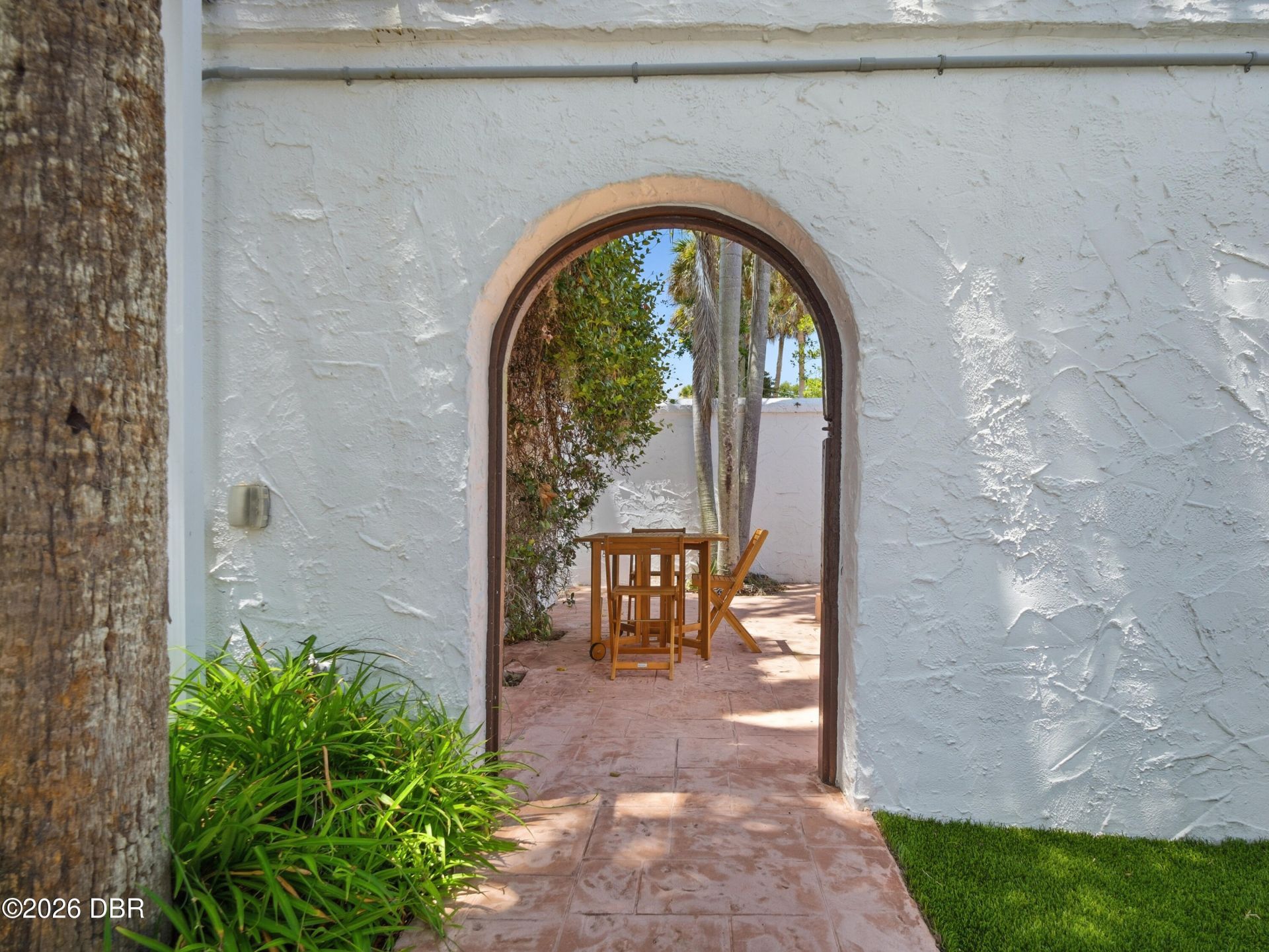 636 N Riverside Drive, New Smyrna Beach, FL 32168 Photo