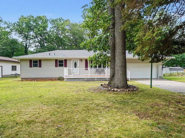 2375 Southwood Avenue, Muskegon, MI 49441