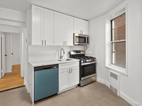 67-30 Clyde Street , Unit 3B, Forest Hills, NY 11375