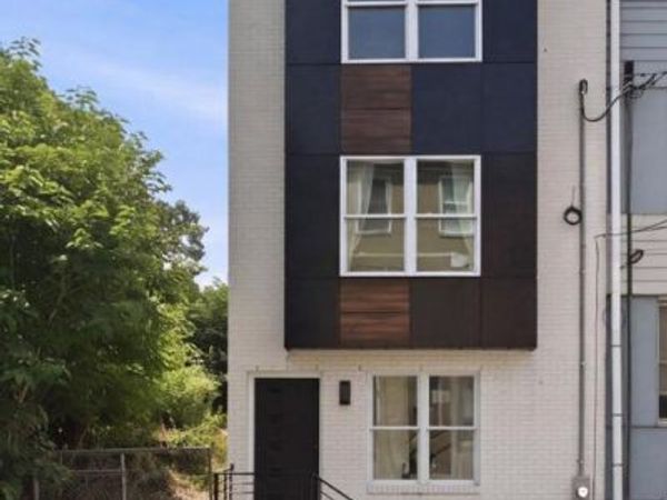 2727 E THOMPSON STREET , PHILADELPHIA, PA 19134