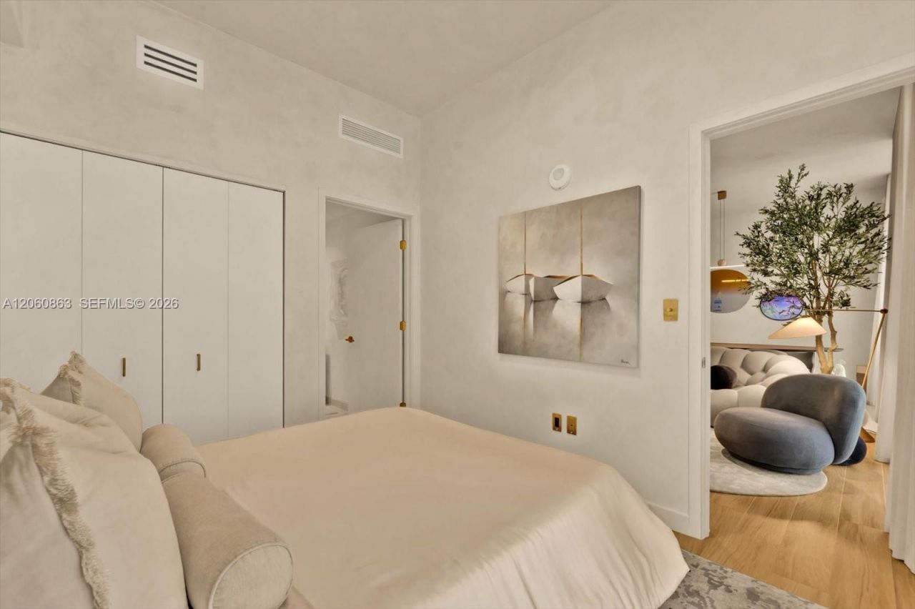 2678 Tigertail Ave, Unit 313, Miami, FL 33133 Photo