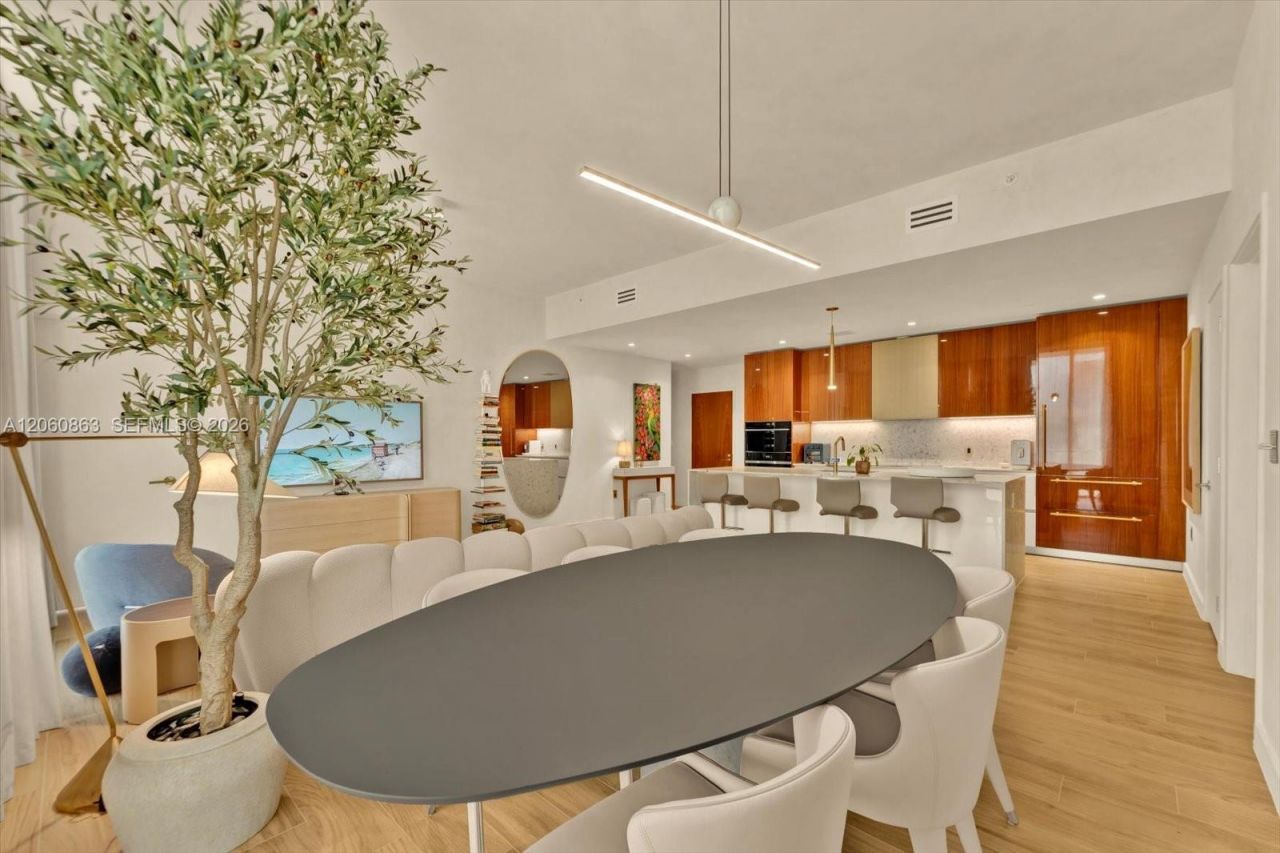 2678 Tigertail Ave, Unit 313, Miami, FL 33133 Photo