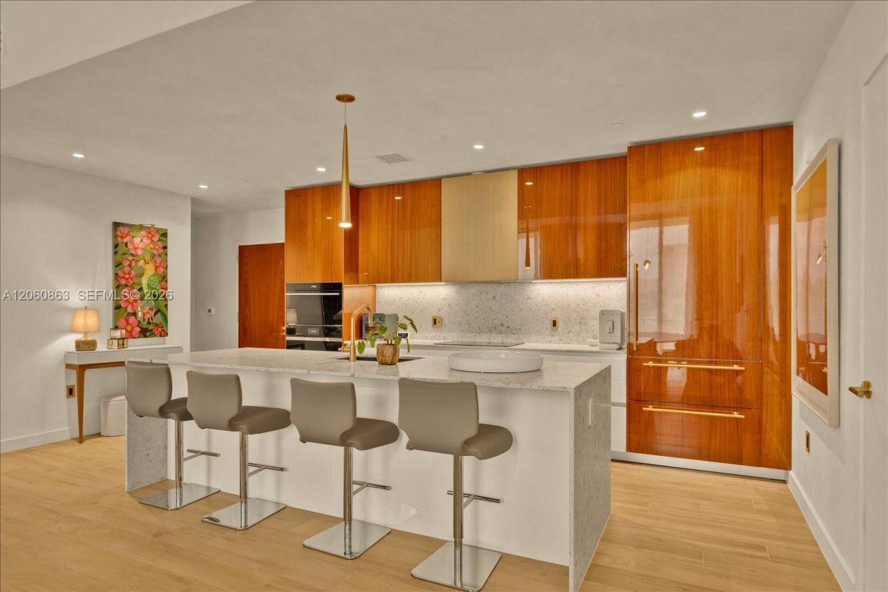 2678 Tigertail Ave, Unit 313, Miami, FL 33133 Photo