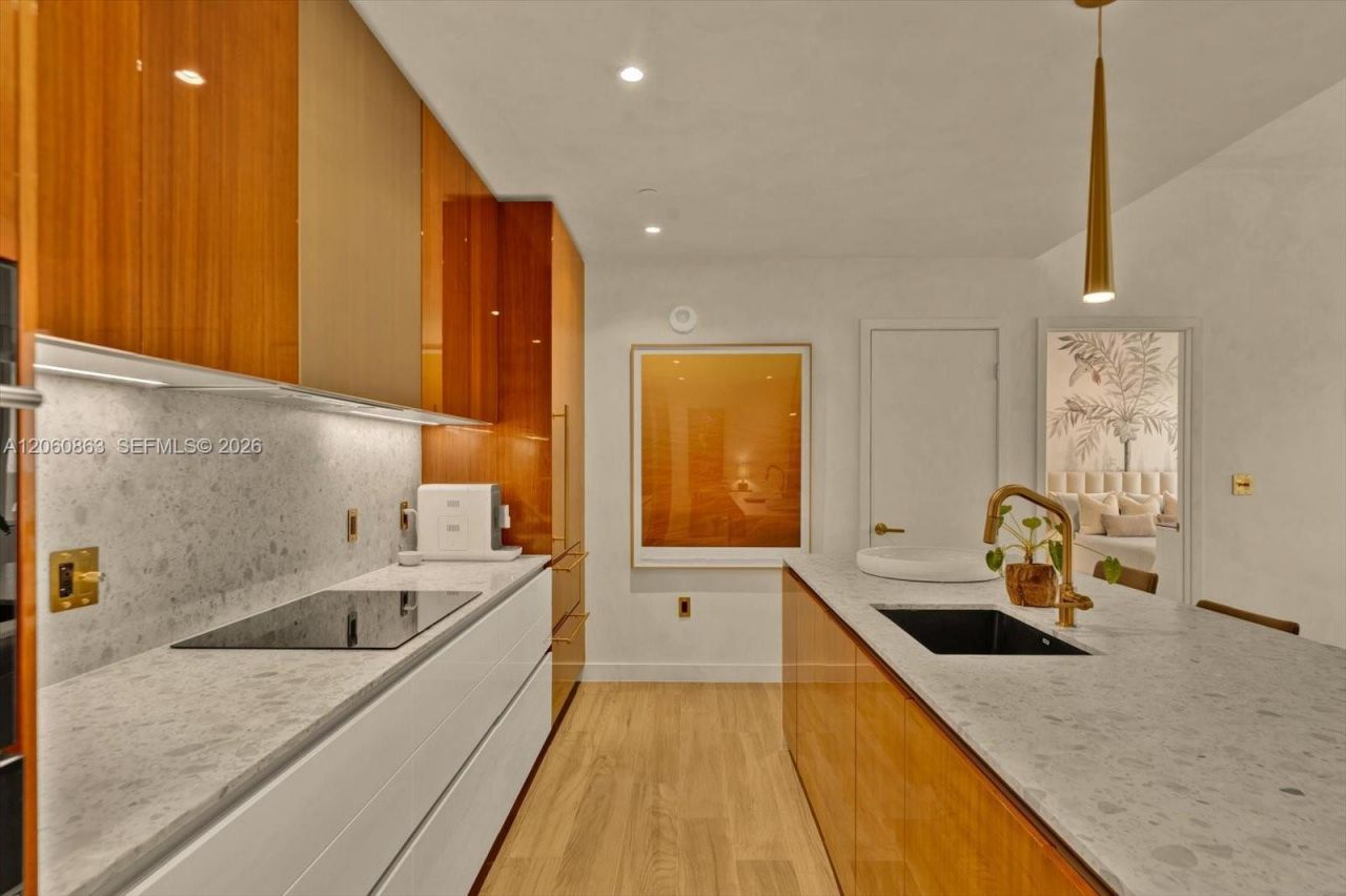 2678 Tigertail Ave, Unit 313, Miami, FL 33133 Photo