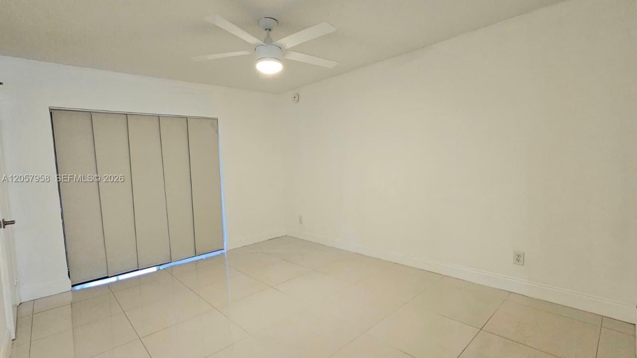9850 NW 3rd Ct, Unit 2, Plantation, FL 33324 Photo