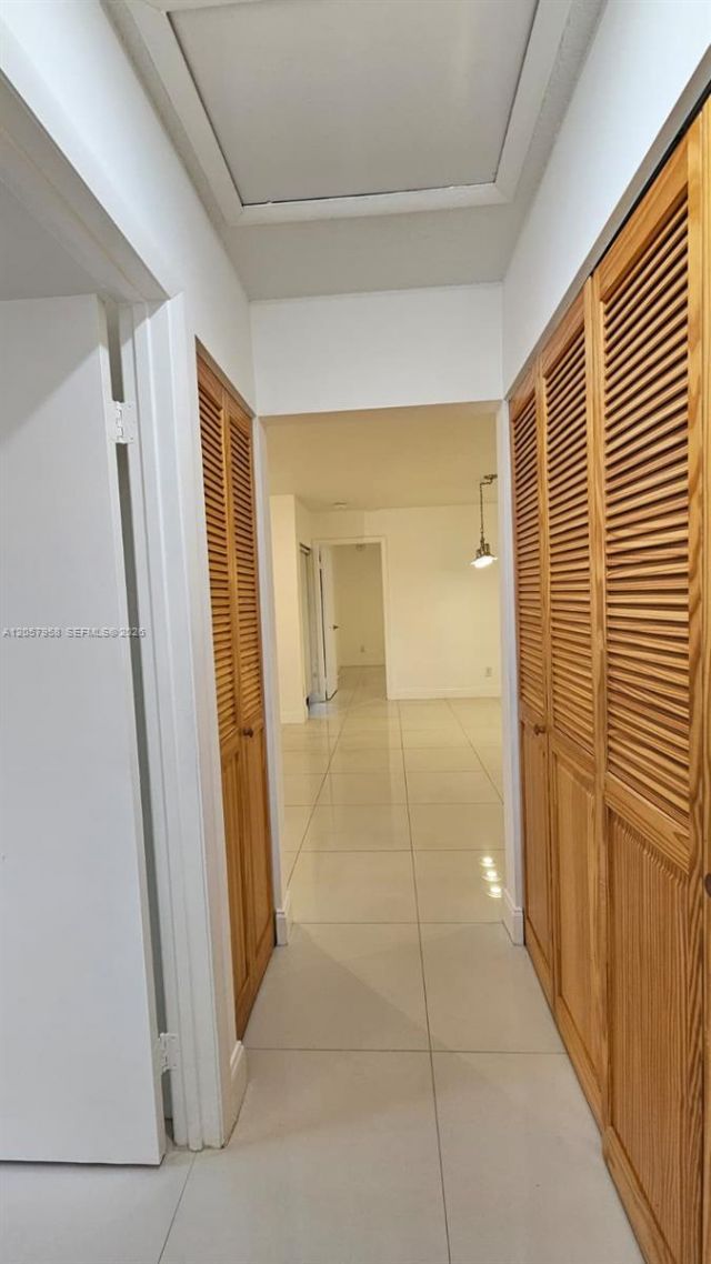 9850 NW 3rd Ct, Unit 2, Plantation, FL 33324 Photo