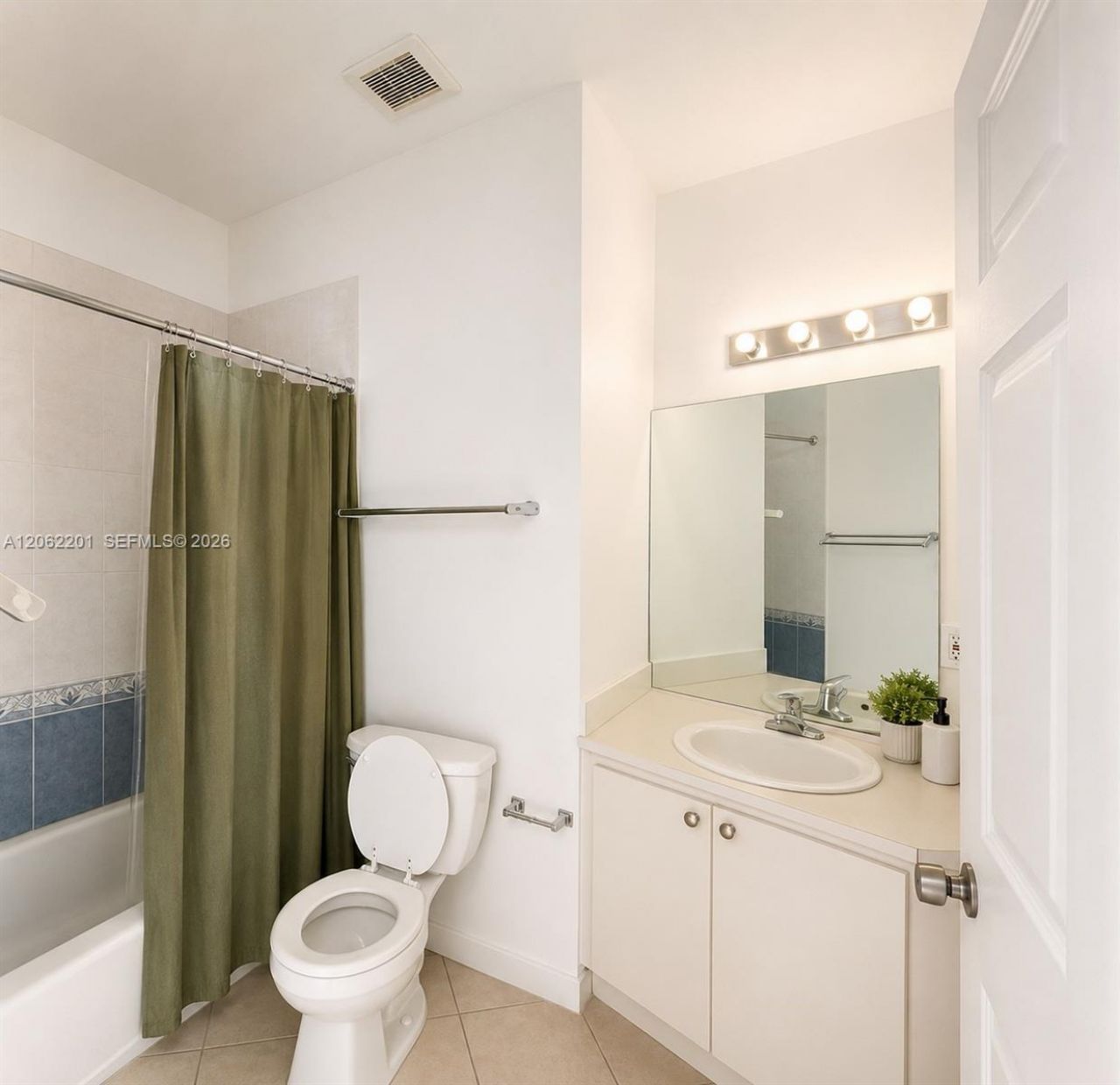 2734 Bird Ave, Unit 203, Miami, FL 33133 Photo