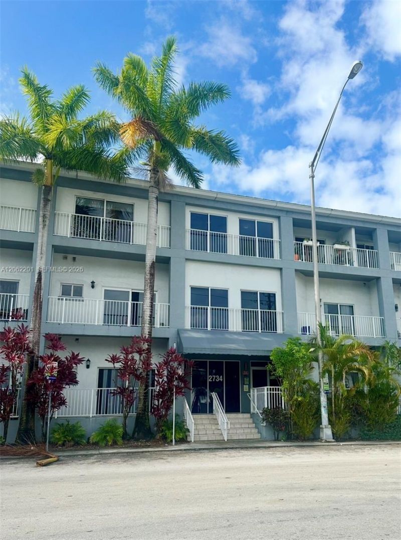 2734 Bird Ave, Unit 203, Miami, FL 33133 Photo