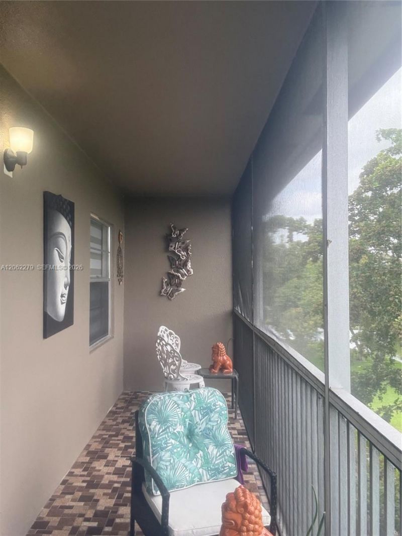 13255 SW 7th Ct, Unit 406D, Pembroke Pines, FL 33027 Photo