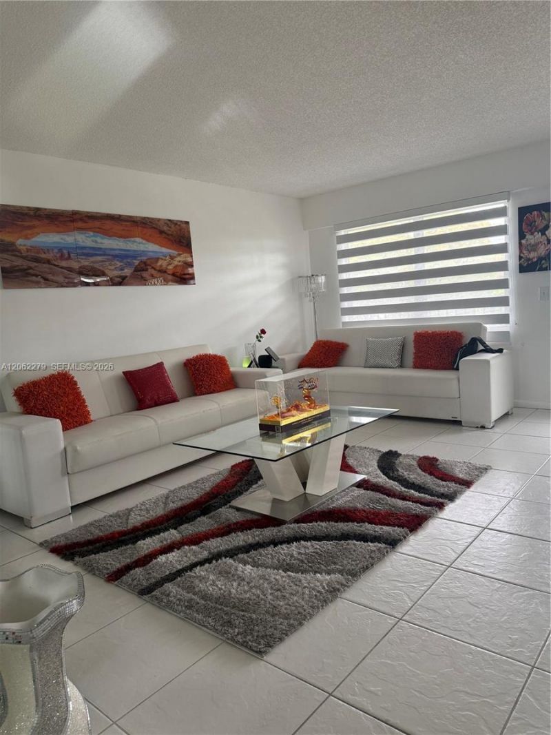 13255 SW 7th Ct, Unit 406D, Pembroke Pines, FL 33027 Photo