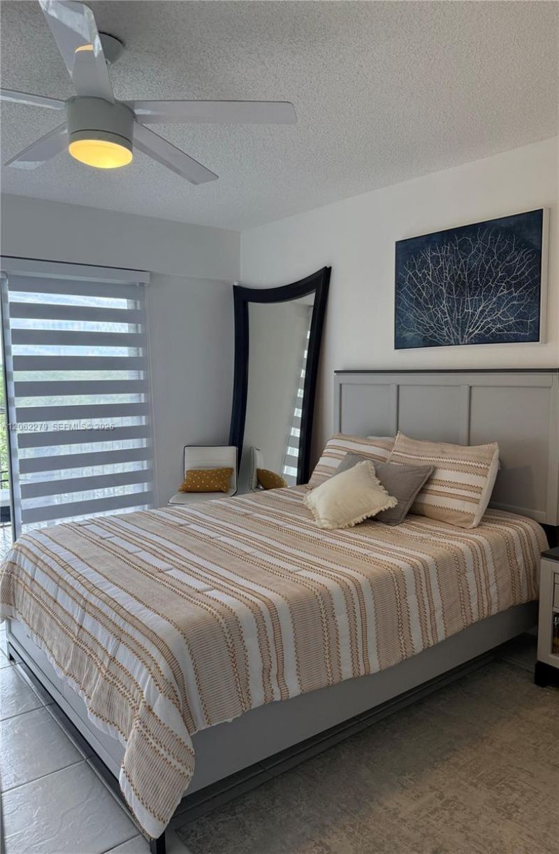 13255 SW 7th Ct, Unit 406D, Pembroke Pines, FL 33027 Photo