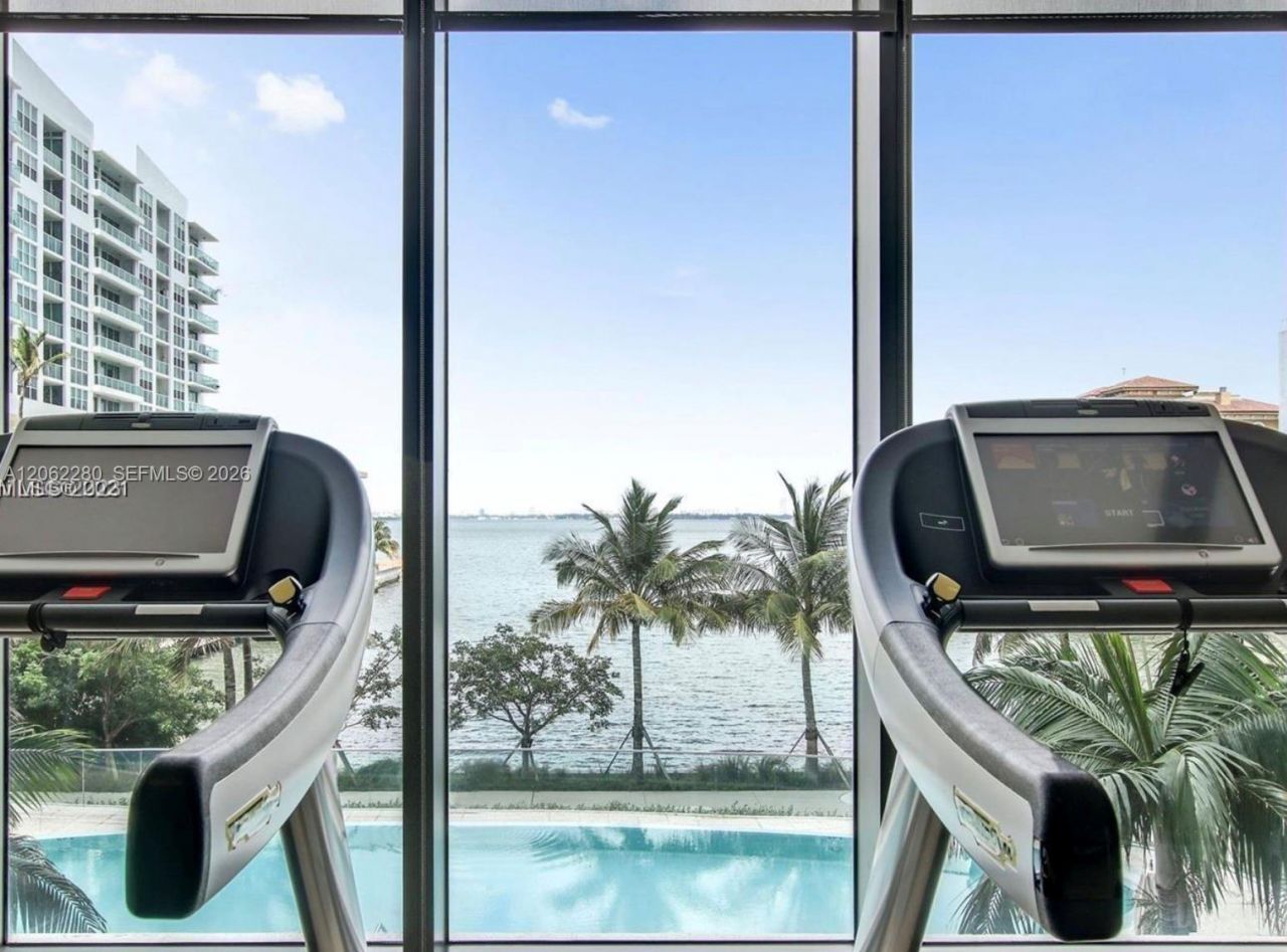 460 NE 28th St, Unit 906, Miami, FL 33137 Photo