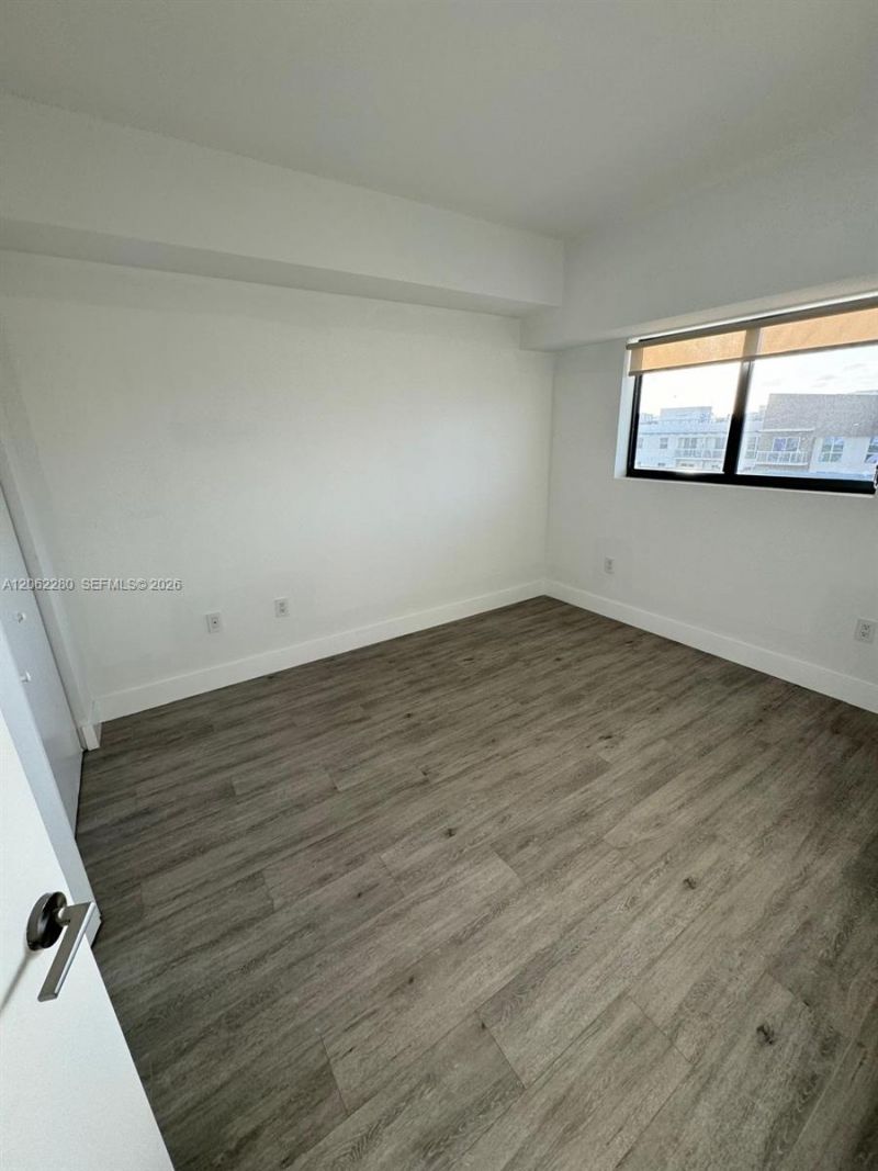 460 NE 28th St, Unit 906, Miami, FL 33137 Photo