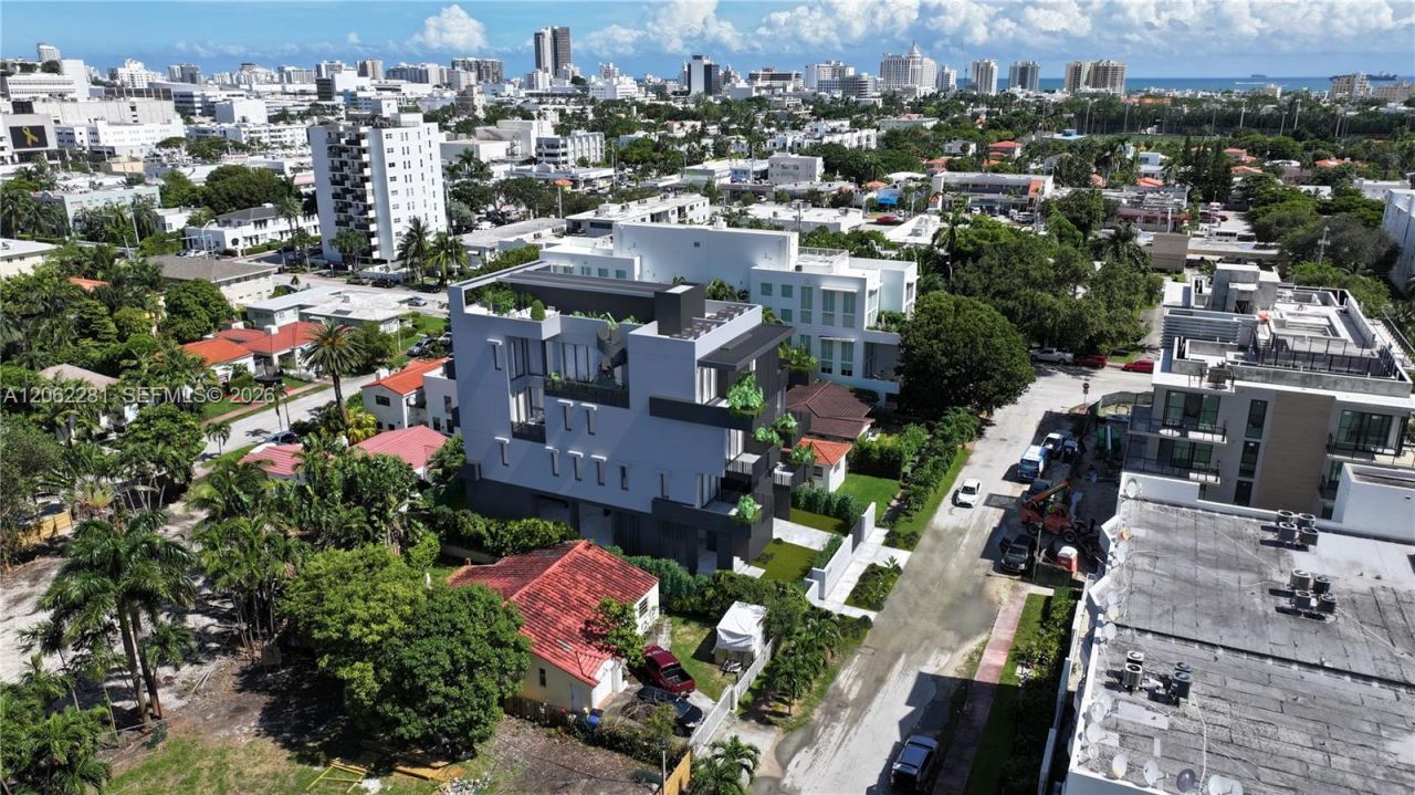1331 14th Ter , Miami Beach, FL 33139 Photo