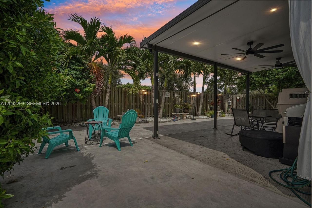 11833 SW 240th Ter, Homestead, FL 33032 Photo