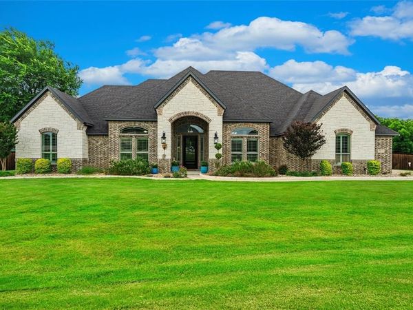 7211 Dillon Circle, Midlothian, TX 76065