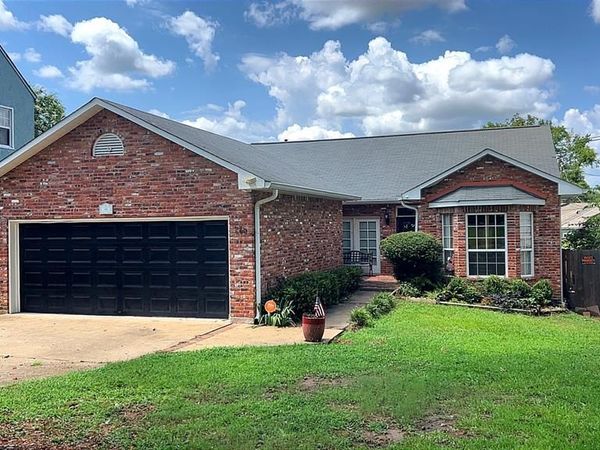 608 Linden Street , Shreveport, LA 71104