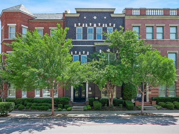 177 Summit Avenue , Southlake, TX 76092