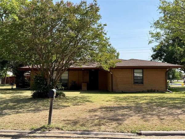 1599 Anthony Street, Kaufman, TX 75142