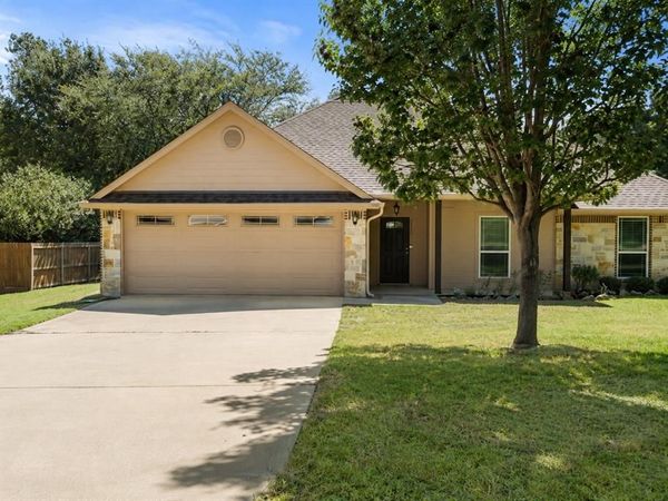 2312 Pittman Lane , Lindale, TX 75771