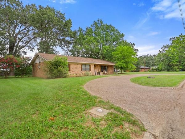 709 Glazner Street , Hawkins, TX 75765