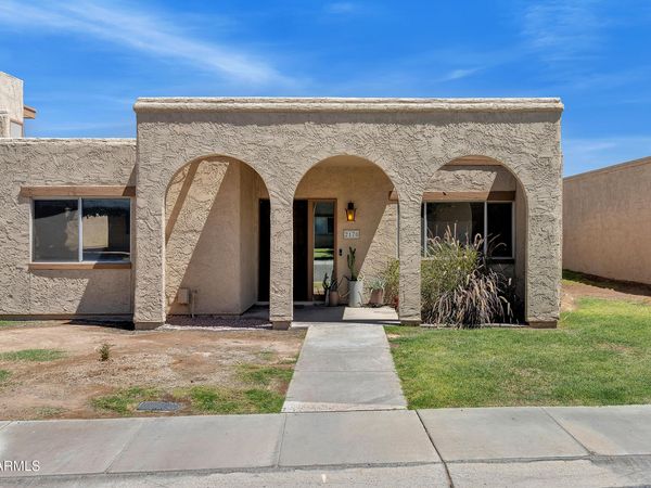 2170 E MINTON Drive, Tempe, AZ 85282