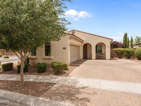1890 S RACINE Lane, Gilbert, AZ 85295