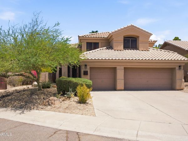 15609 S 7TH Street, Phoenix, AZ 85048