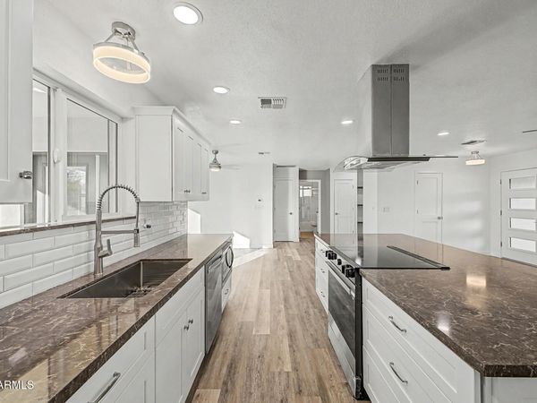 11010 W SUN CITY Boulevard, Sun City, AZ 85351