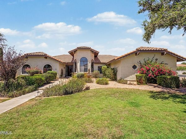 4062 E GLENCOVE Street, Mesa, AZ 85205