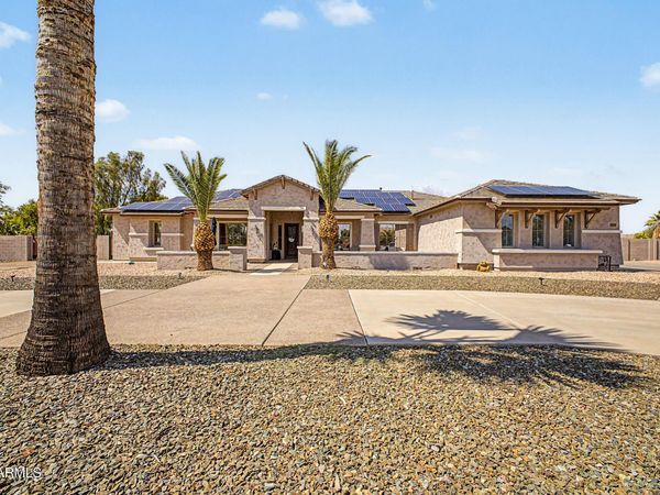 14284 W BECKER Lane, Surprise, AZ 85379