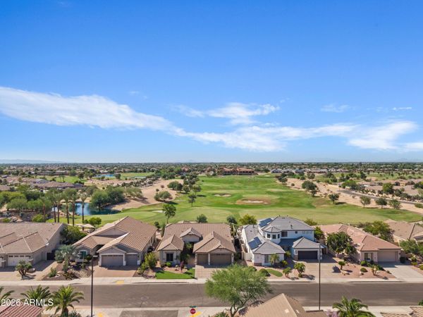 4064 E CLUBVIEW Drive, Gilbert, AZ 85298