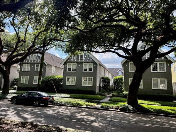 920 S CARROLLTON Avenue , New Orleans, LA 70118