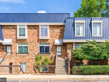 1763 S HAYES STREET , Unit 2, ARLINGTON, VA 22202