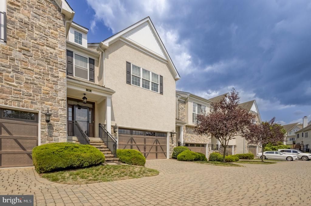 112 WELLINGTON DRIVE , MEDIA, PA 19063