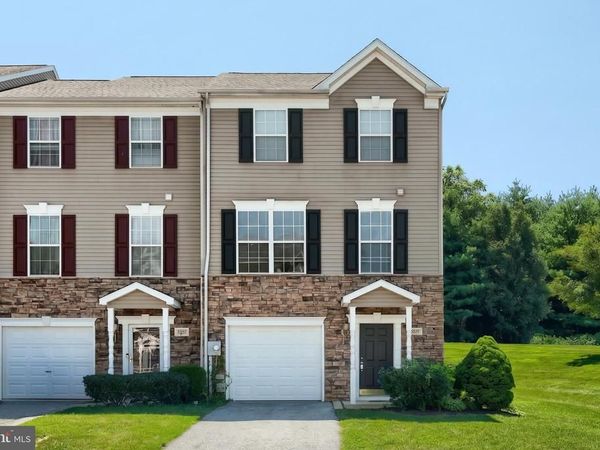3831 ARMORY LANE, Unit 3831, YORK, PA 17408