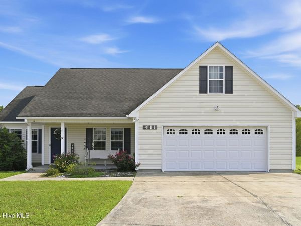 411 Dylan Court, Beulaville, NC 28518