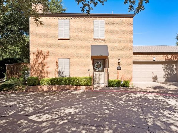 5727 Remington Park Square, Dallas, TX 75252