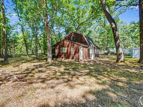 8260 W Horizon Drive, Baldwin, MI 49304