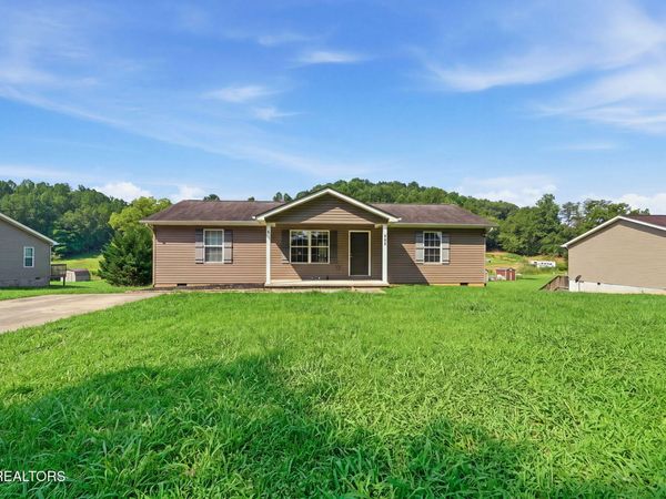 137 Raccoon Valley Rd, Maynardville, TN 37807