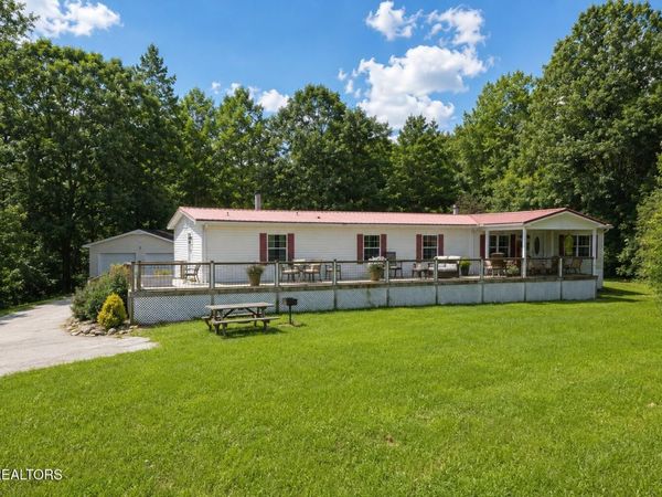 738 Autumns Peak Way, Sevierville, TN 37876