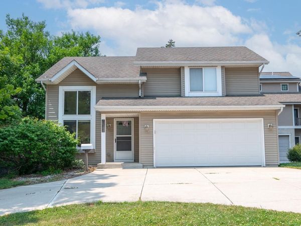 531 N Wisconsin STREET, Port Washington, WI 53074