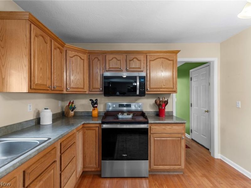71320 Sharon Road, Bridgeport, OH 43912 Photo 13