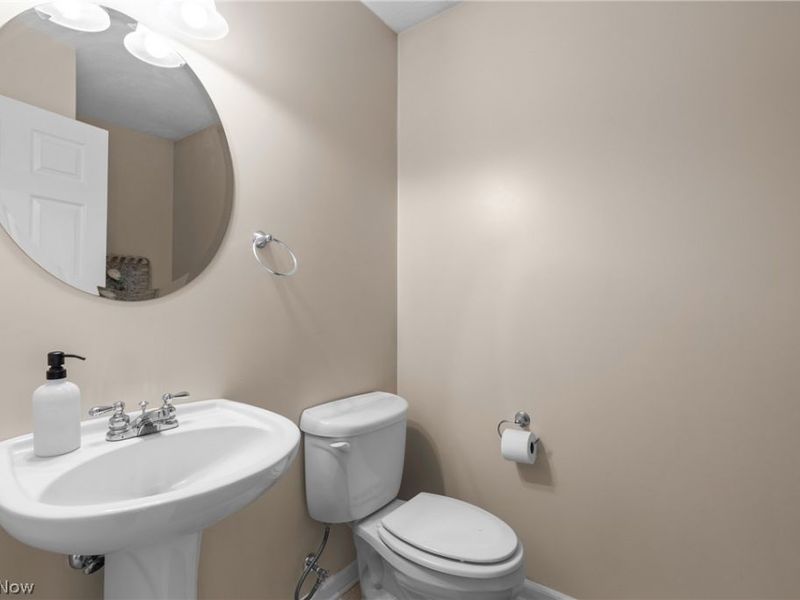 71320 Sharon Road, Bridgeport, OH 43912 Photo 17