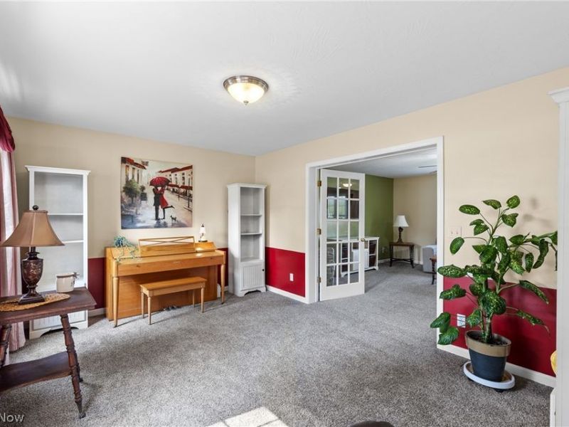 71320 Sharon Road, Bridgeport, OH 43912 Photo 6
