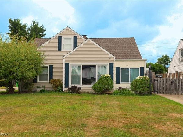 1209 Commonwealth Avenue, Mayfield Heights, OH 44124